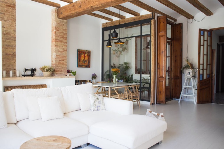 Small Apartment Spanish: A Guide to Living in a Tiny Space